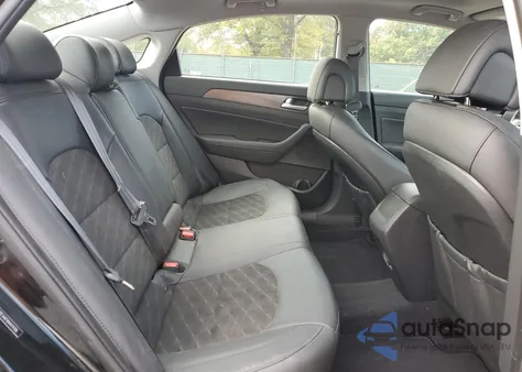 2017 Hyundai Sonata Sport z USA, uszkodzony, nr VIN 5NPE34AF9HH474700